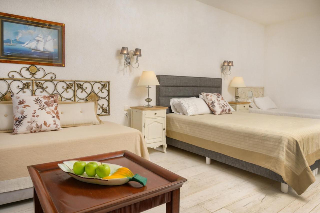 Leandros Hotel Nea Roda Exterior foto